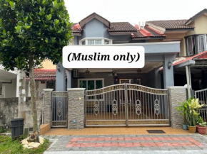 Iwan Ila Homestay